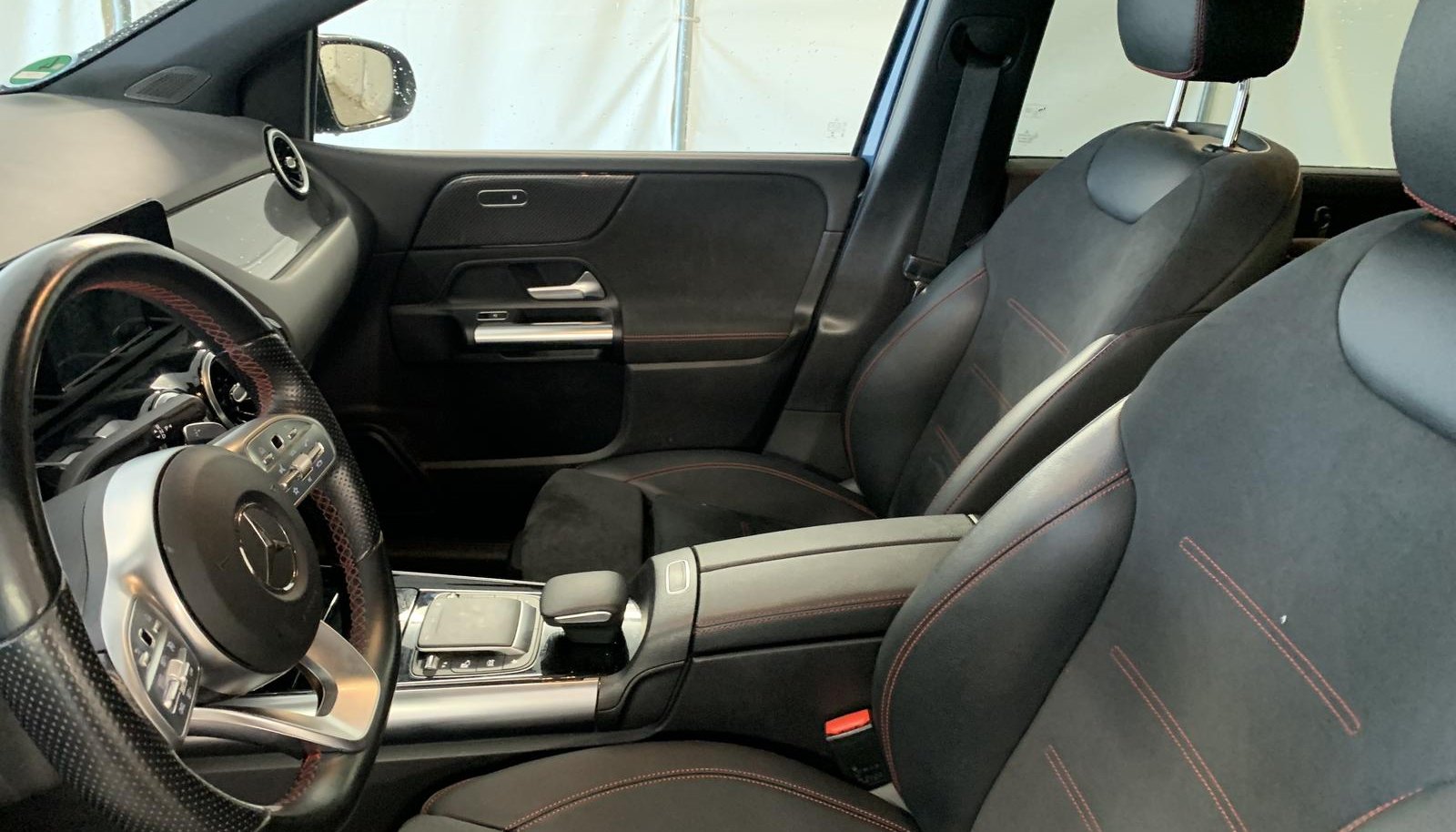 Mercedes-Benz B AMG Line 8