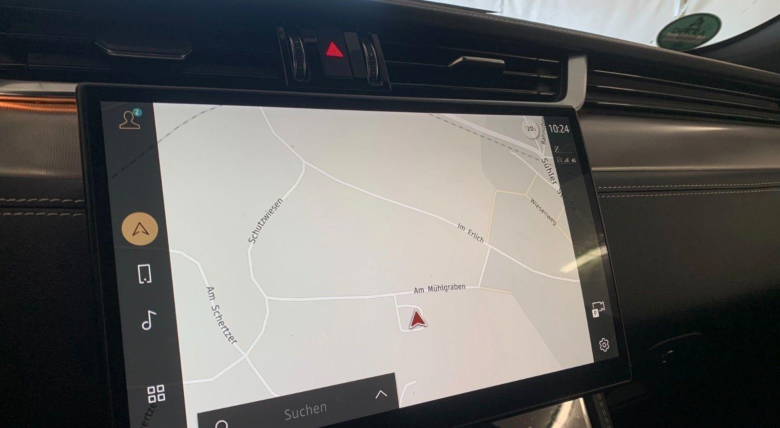 Jaguar F-Pace R-DYNAMIC S 8