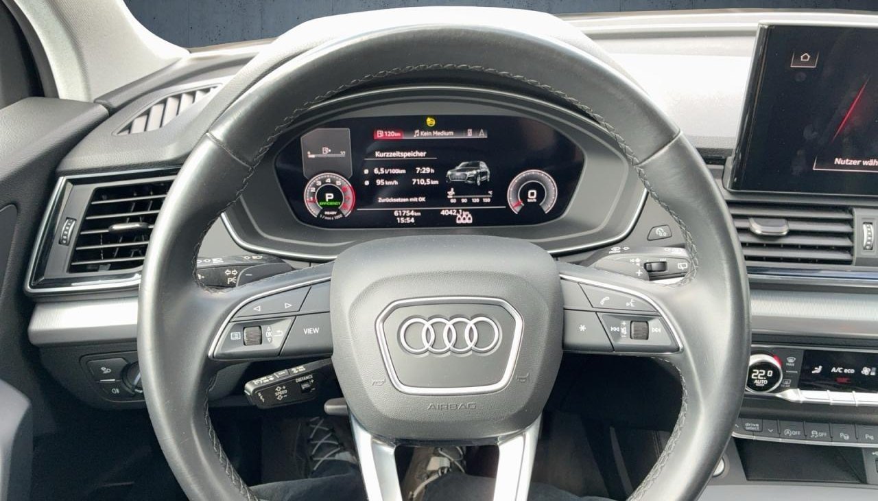 Audi Q5 Sport 9