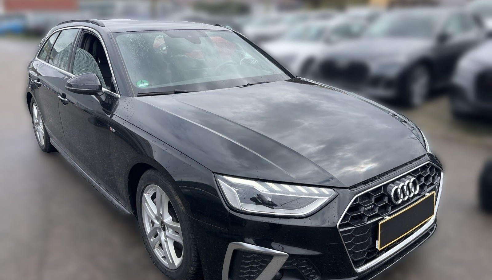 Audi A4 S-Line 2