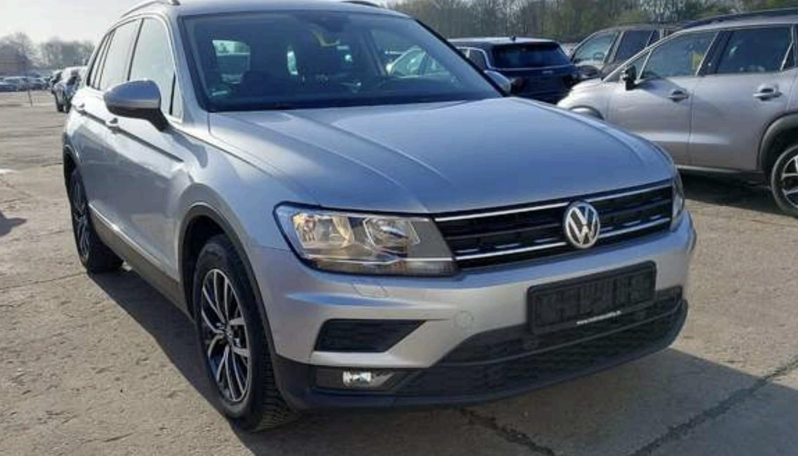 Volkswagen Tiguan Comfortline 2