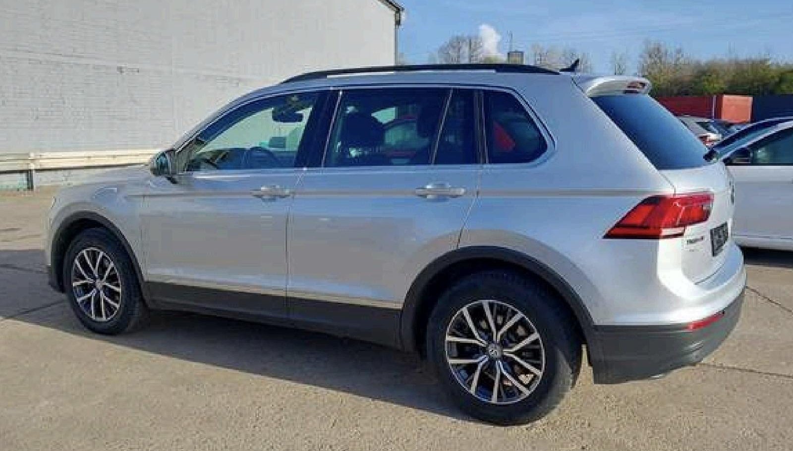 Volkswagen Tiguan Comfortline 3