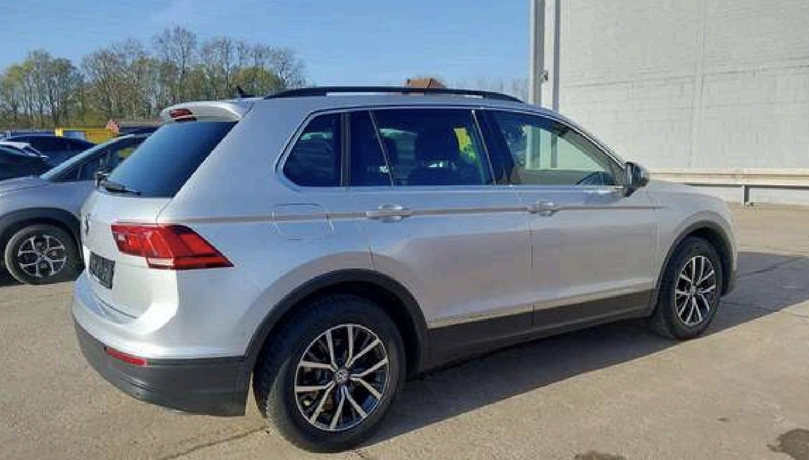 Volkswagen Tiguan Comfortline 4
