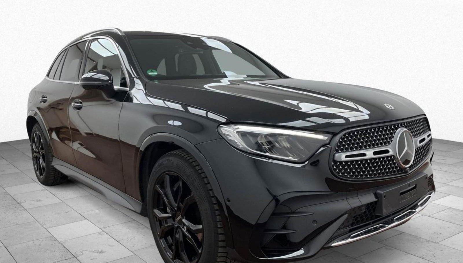 Mercedes-Benz GLC AMG Line 2