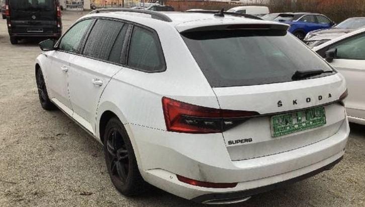 Skoda Superb Sportline 3