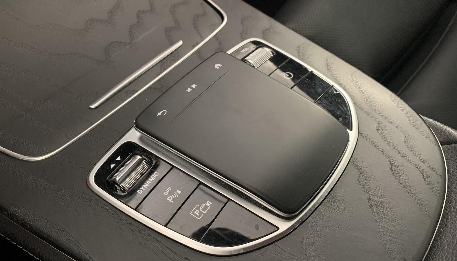 Mercedes-Benz E AMG Line 12