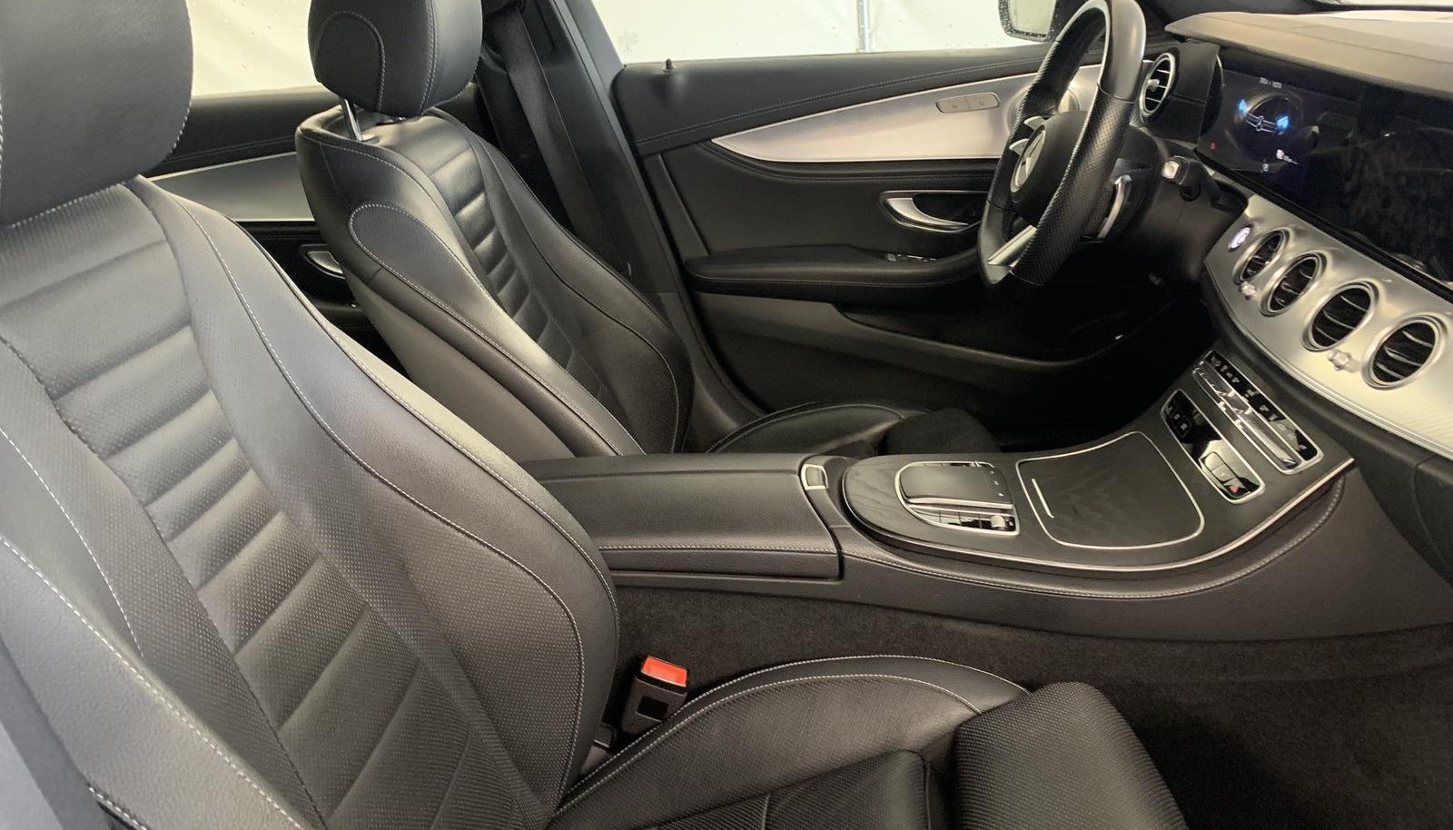 Mercedes-Benz E AMG Line 3