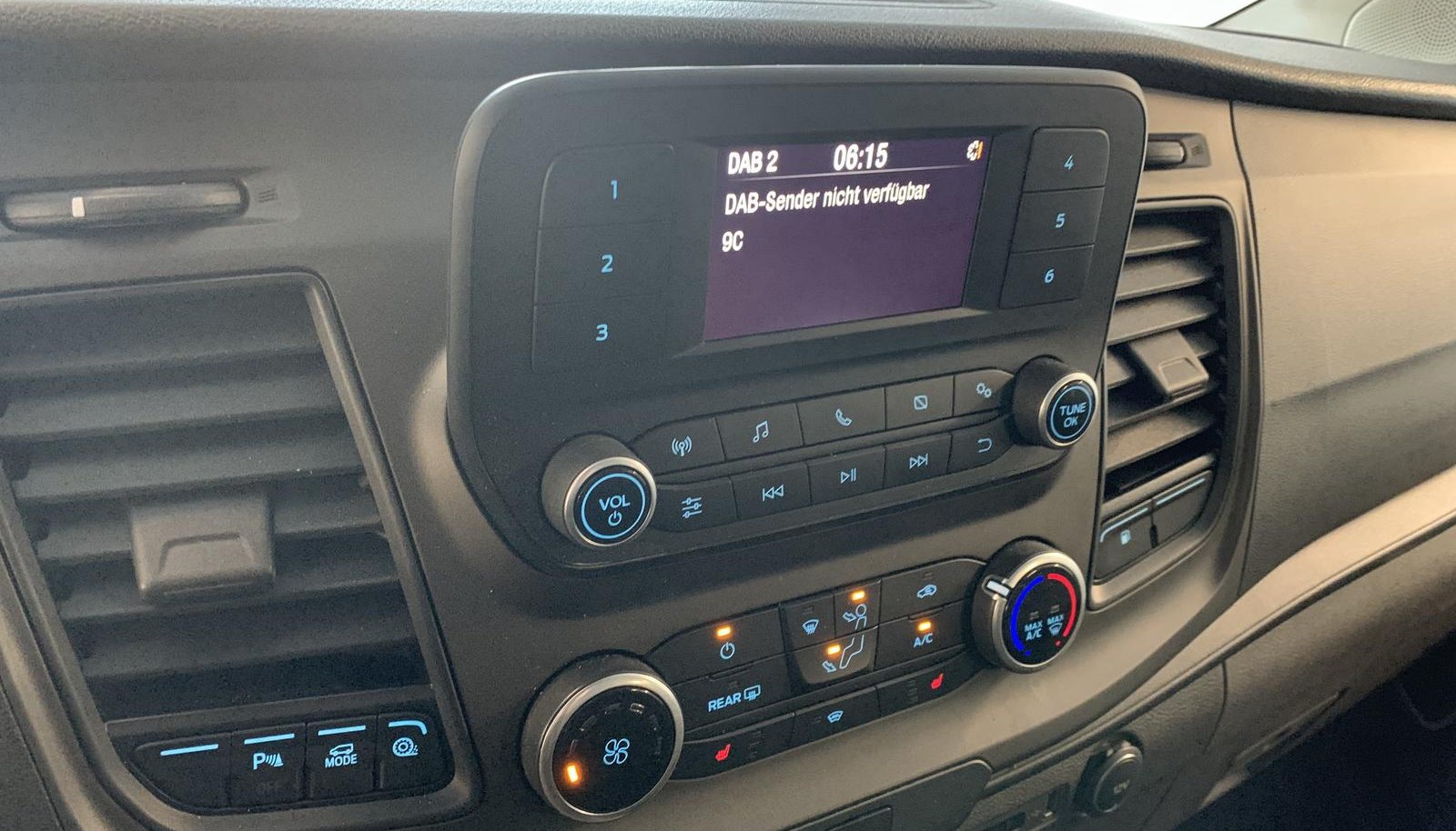 Ford Transit 320 L1 Hybrid Trend 10