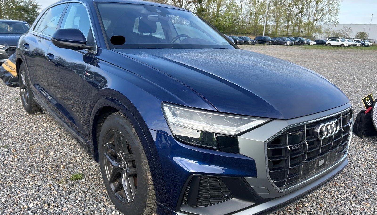 Audi Q8 S-Line Quattro 2