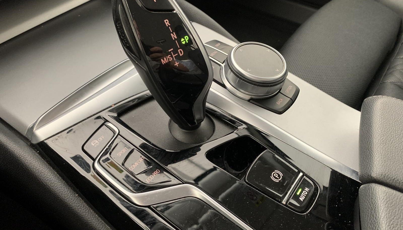BMW 5 d T COCKPIT-PROF/LEDER/ACC/KAMERA 9