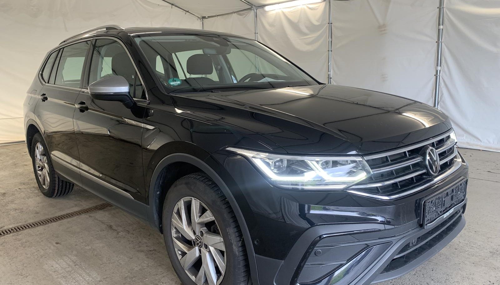 Volkswagen Tiguan Allspace Life 2
