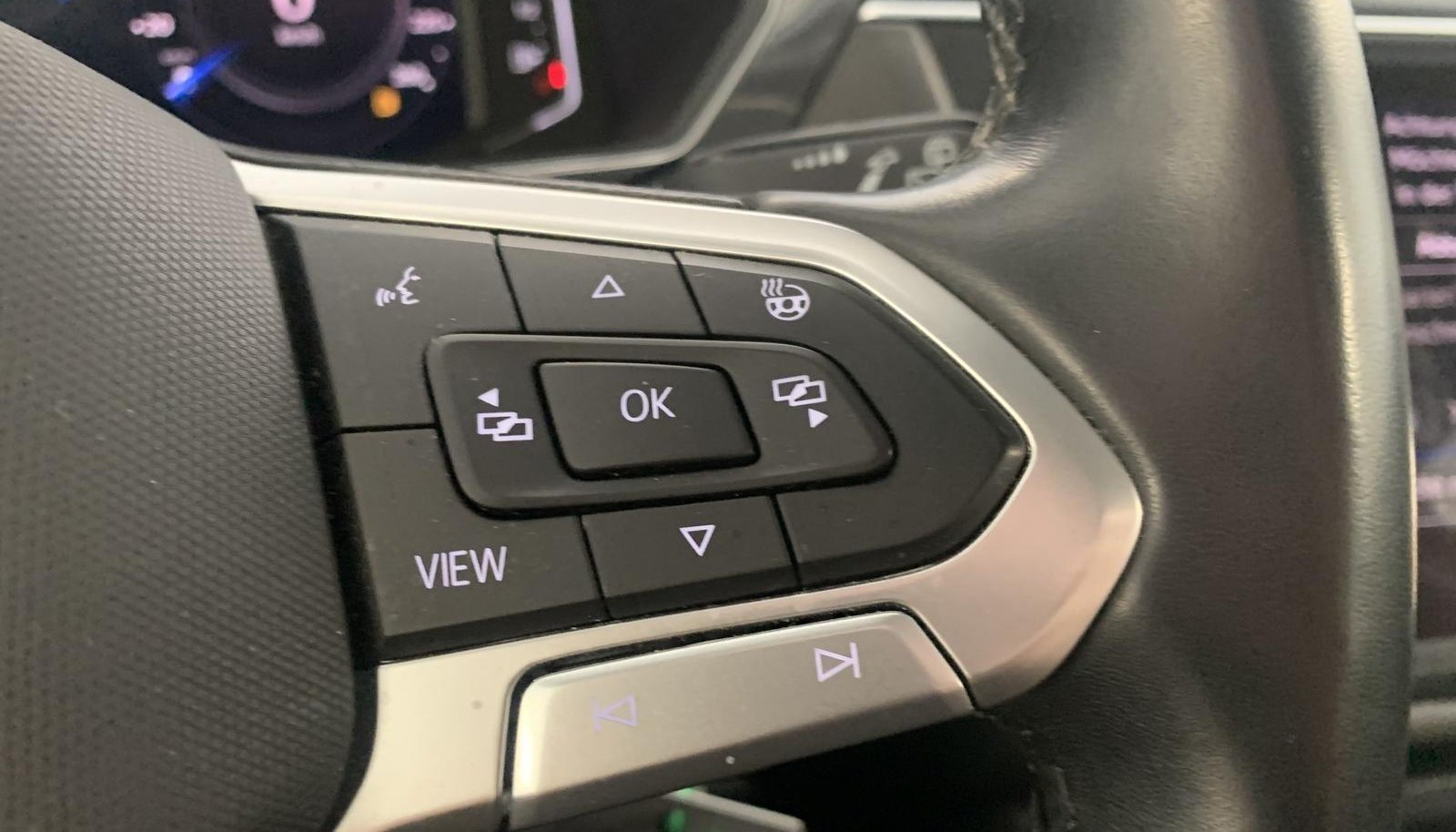 Volkswagen Tiguan Allspace Life 8
