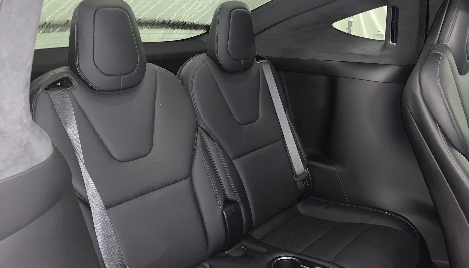 Tesla Model X Plaid 5