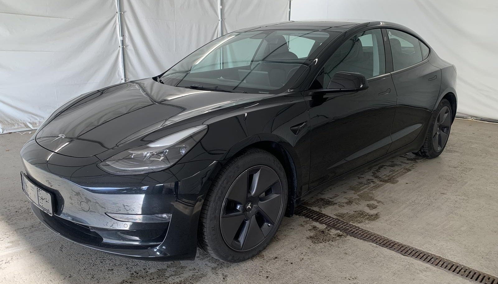 Tesla Model 3 Long Range Dual AWD