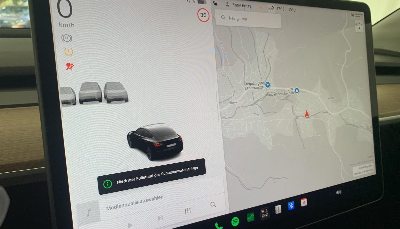 Tesla Model 3 Long Range Dual AWD 10