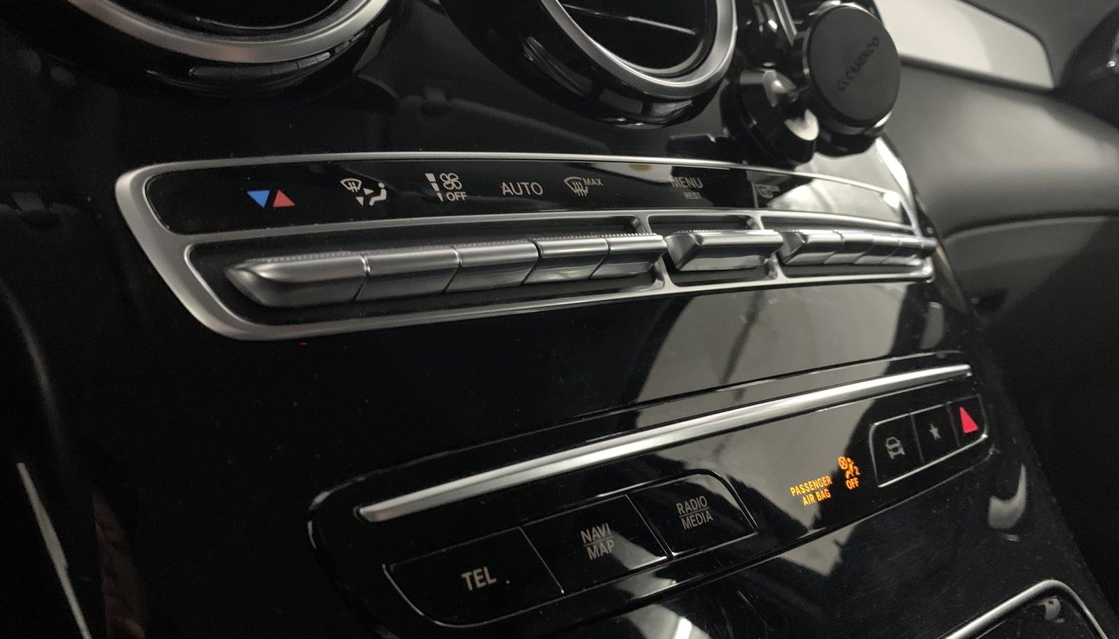 Mercedes-Benz GLC GLC 300 e 4Matic 11