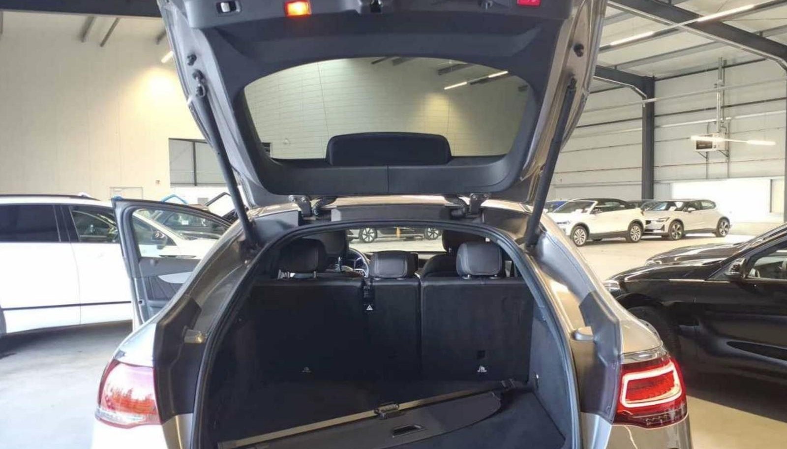 Mercedes-Benz GLC 2x AMG Line 11