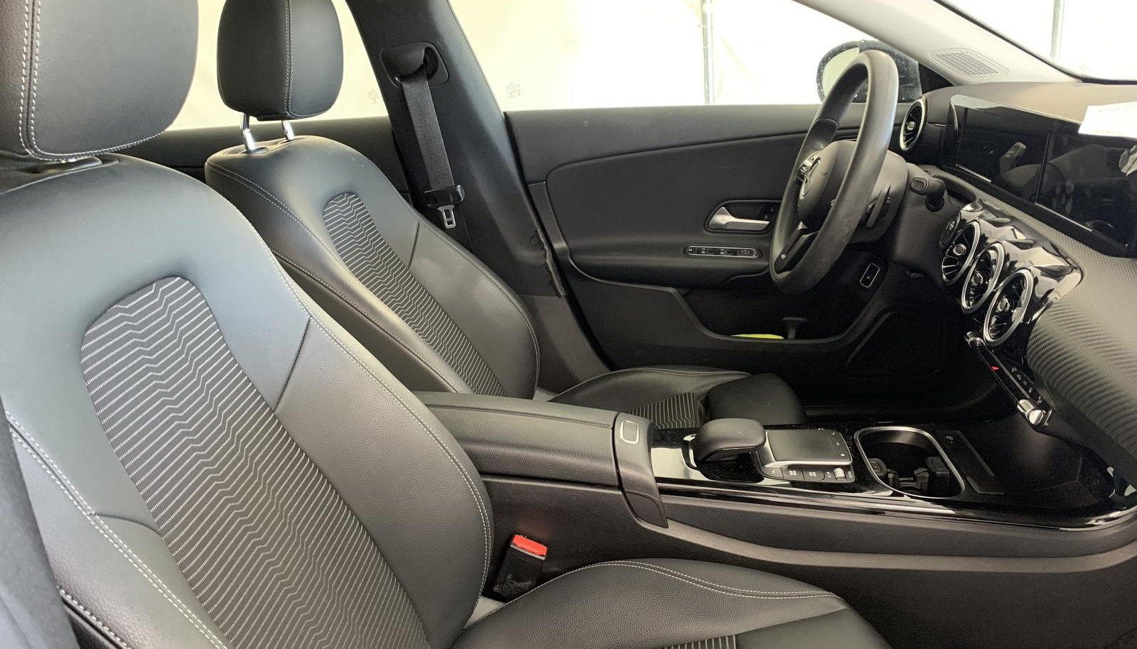 Mercedes-Benz CLA CLA 250 e 3