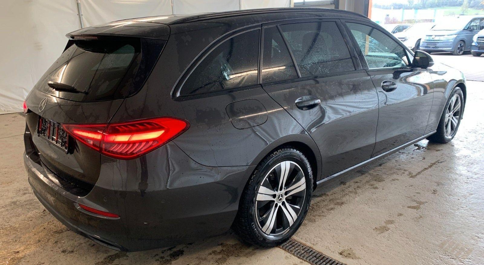 Mercedes-Benz C Avantgarde 4