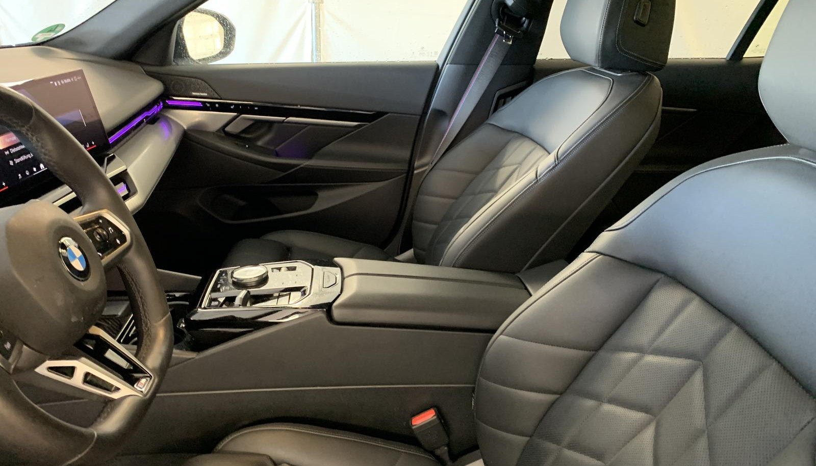 BMW 5 M Sport Pro 11