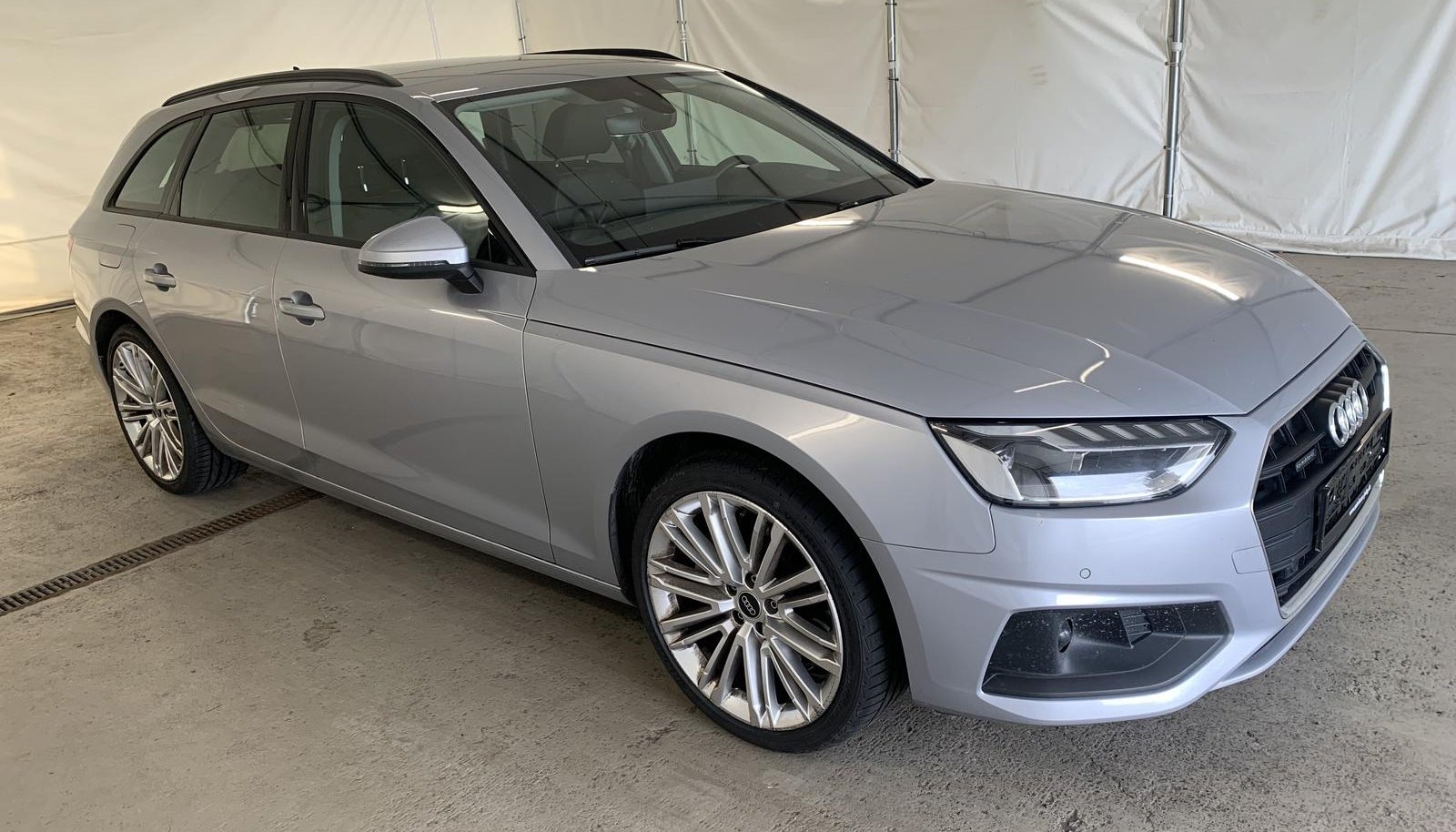 Audi A4 Sport 2