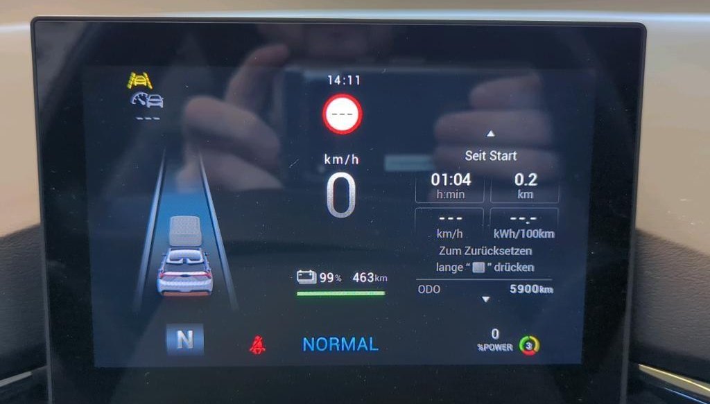 MG MG4 Luxury MG4 Maximal 64KWH! 8
