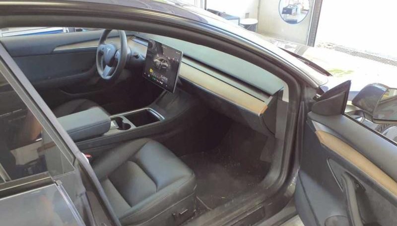 Tesla Model 3 Long Range Dual AWD 6