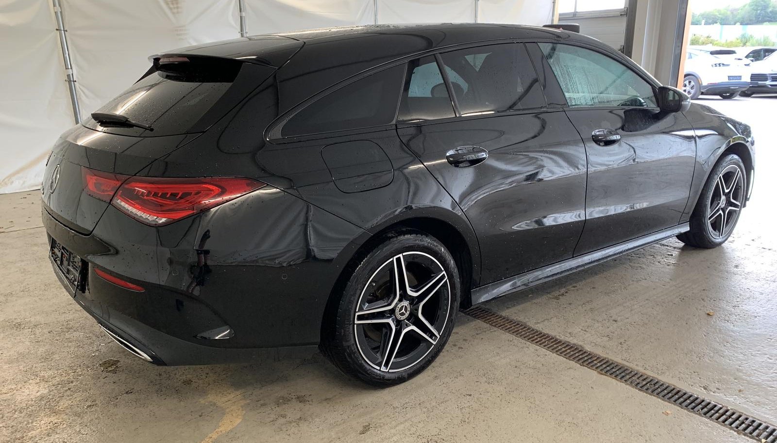 Mercedes-Benz CLA AMG Line 4