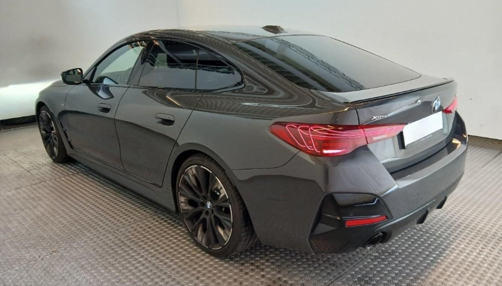 BMW 4 M Sport 3