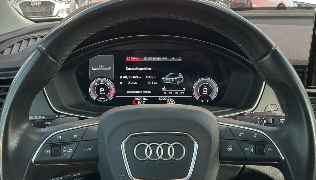Audi Q5 Sport 6