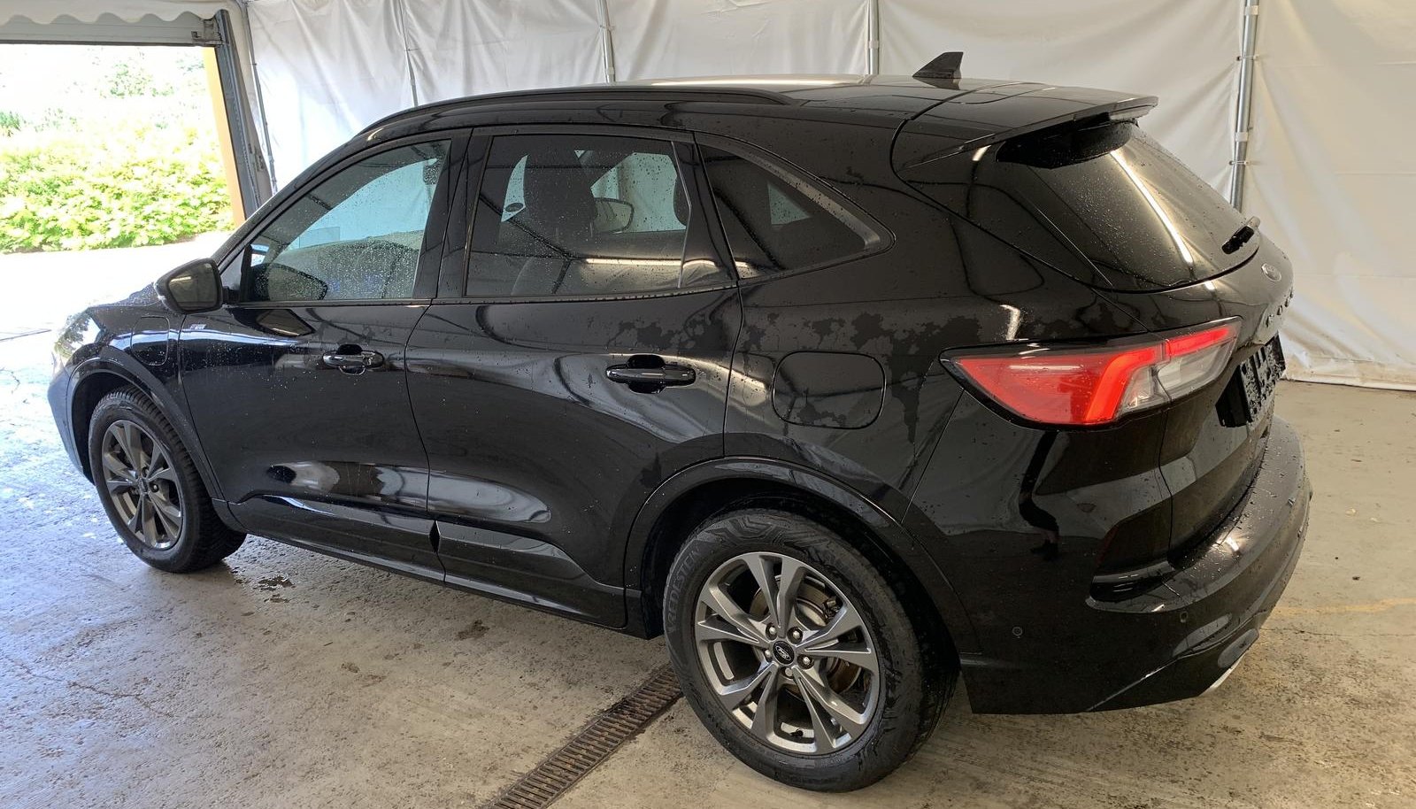 Ford Kuga Plug-In Hybrid ST-Line X 8