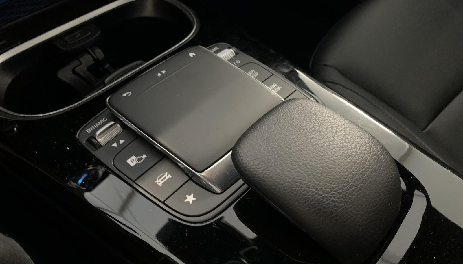 Mercedes-Benz CLA Progressive 10