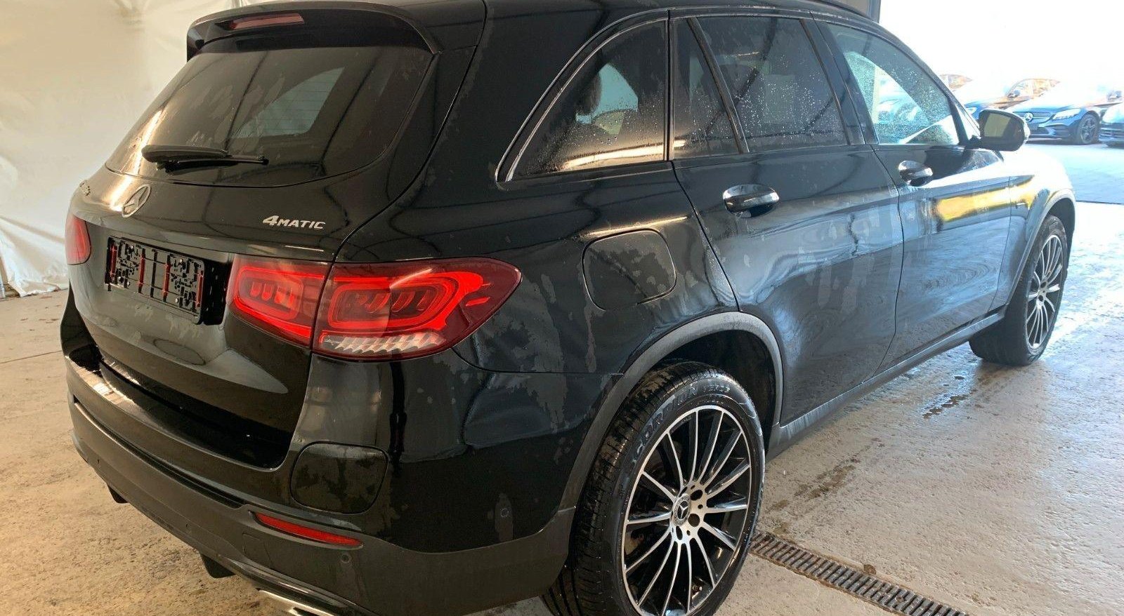Mercedes-Benz GLC AMG Line 4