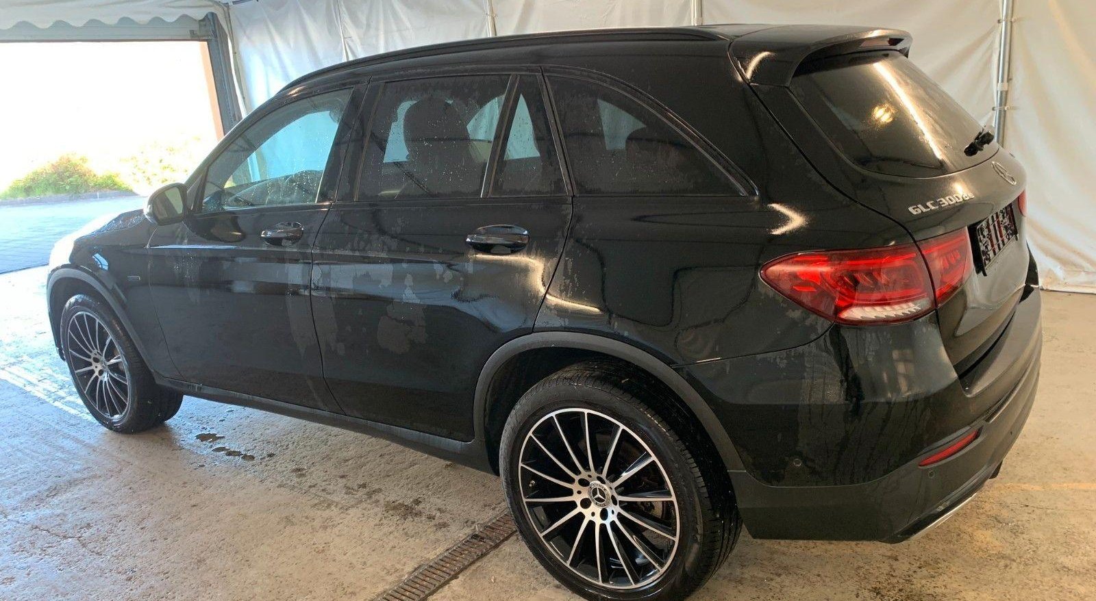 Mercedes-Benz GLC AMG Line 8