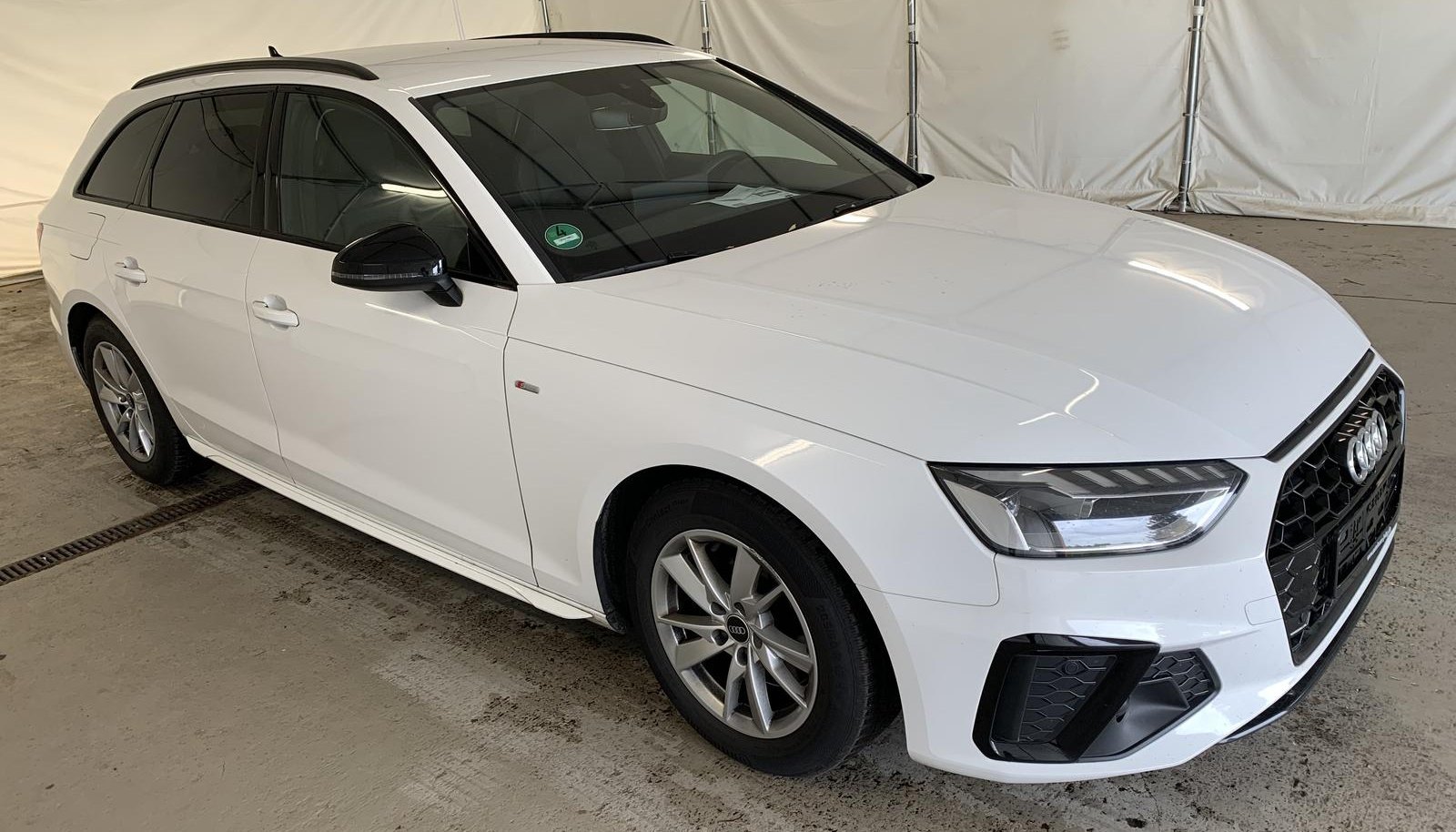 Audi A4 S-Line 2
