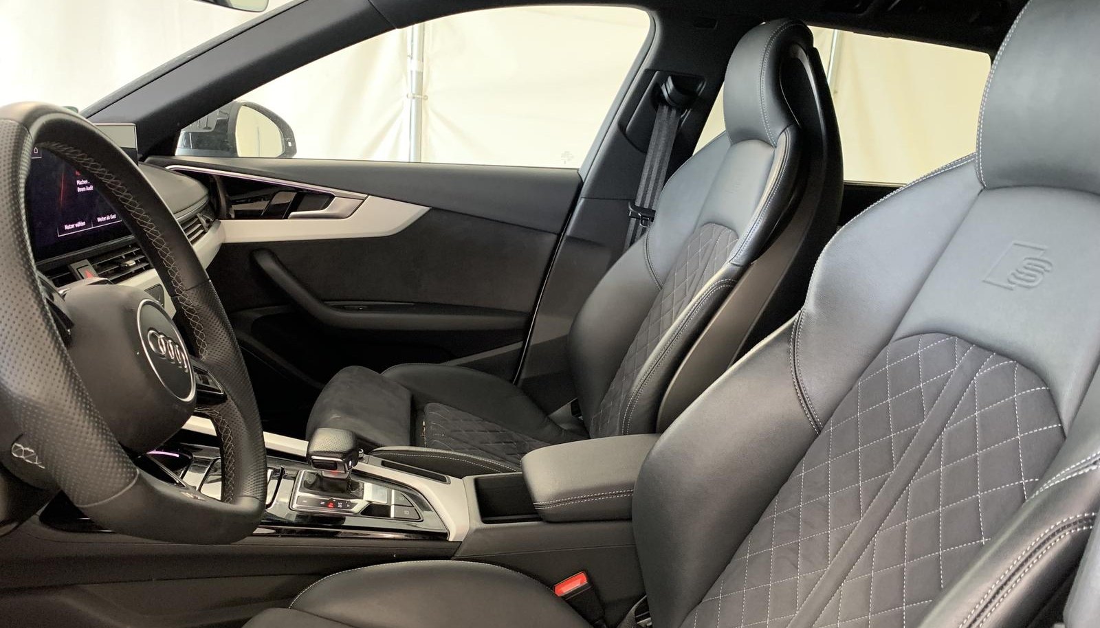 Audi A4 S-Line 8
