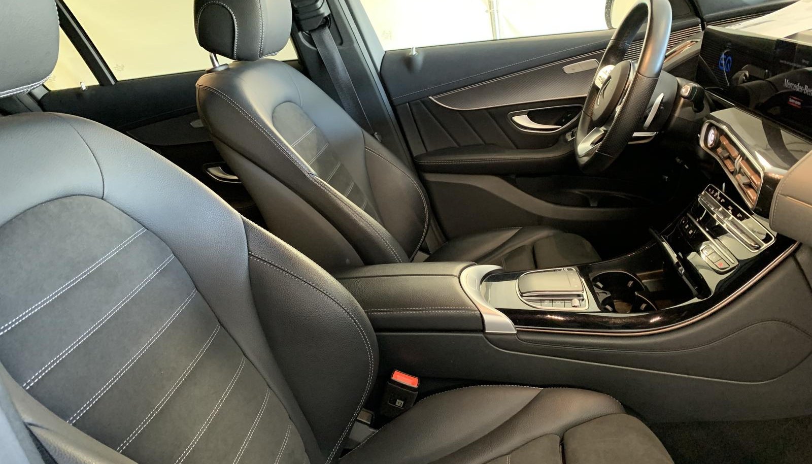 Mercedes-Benz EQC AMG Line 3
