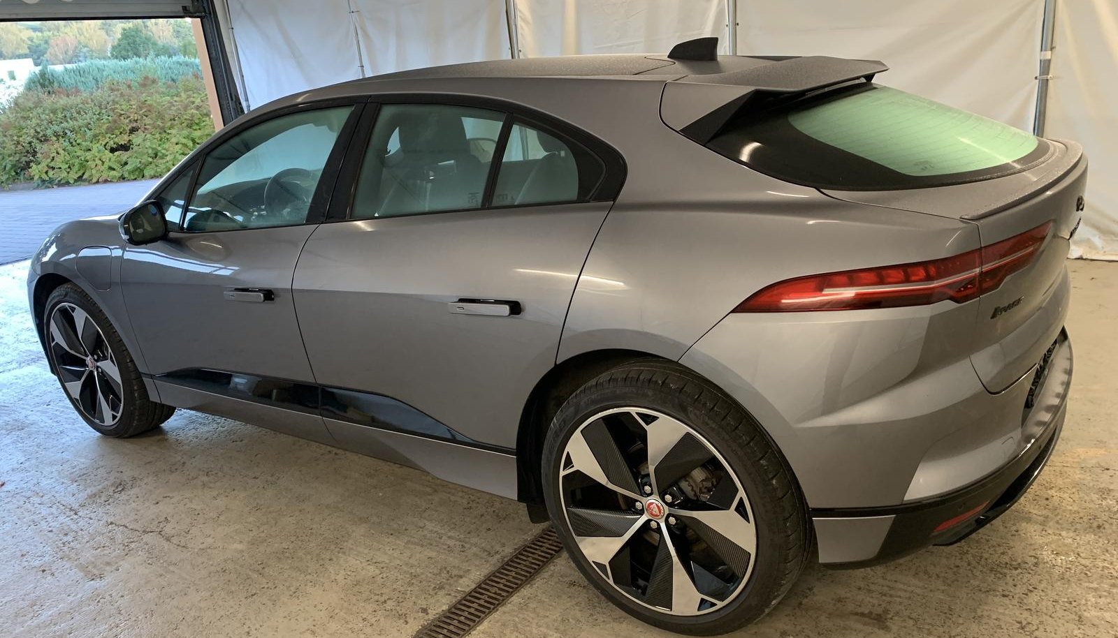 Jaguar I-Pace S 9