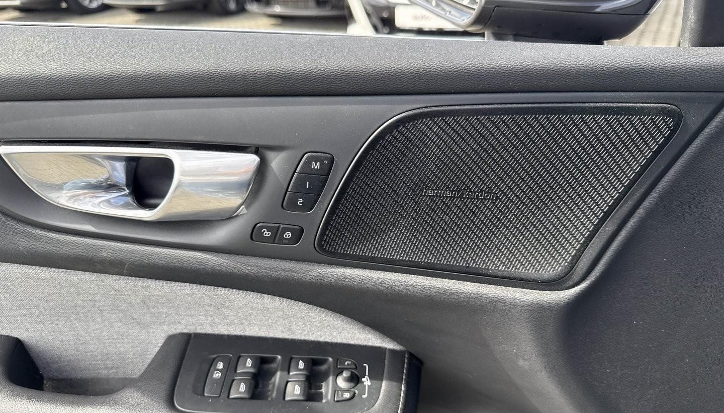 Volvo V60 Inscription 8