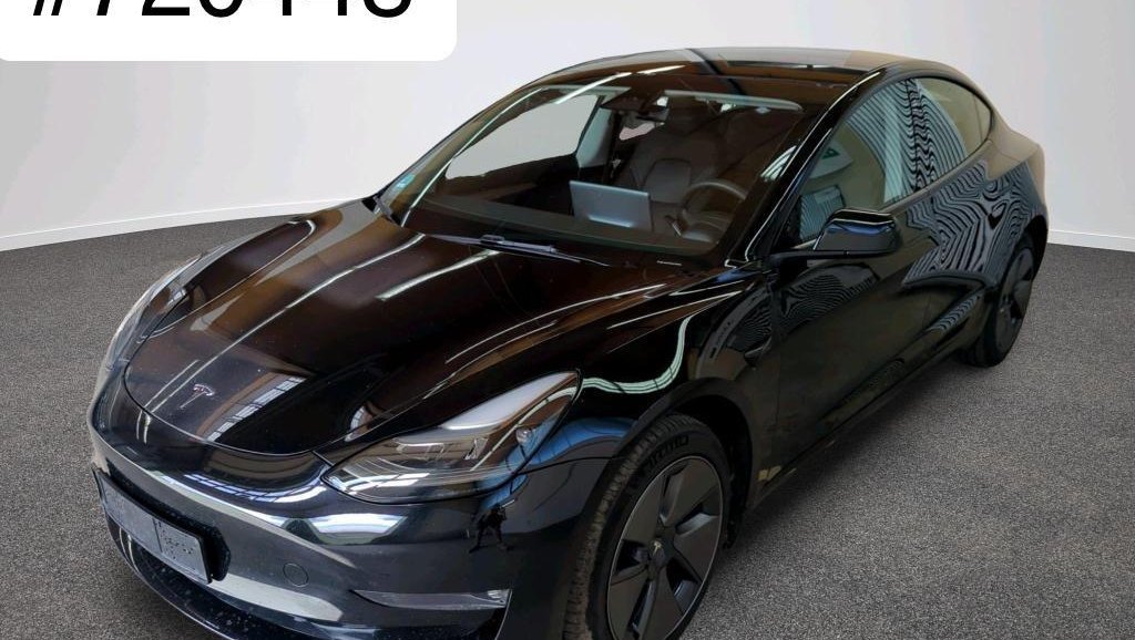 Tesla Model 3 Long Range RWD