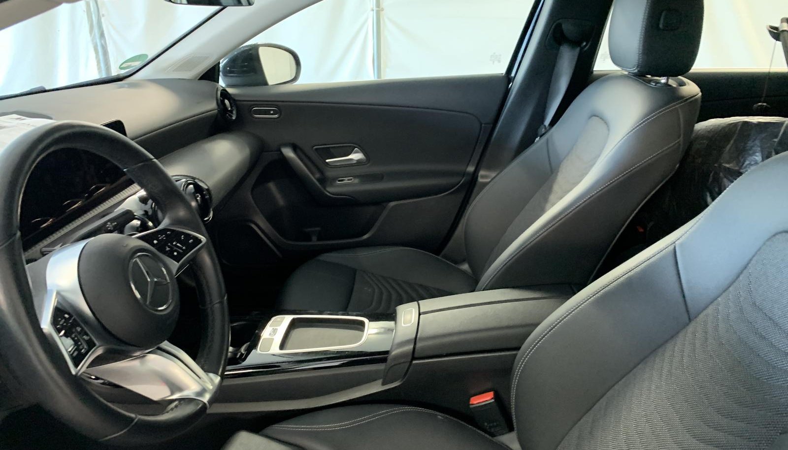 Mercedes-Benz A A 250 e 7
