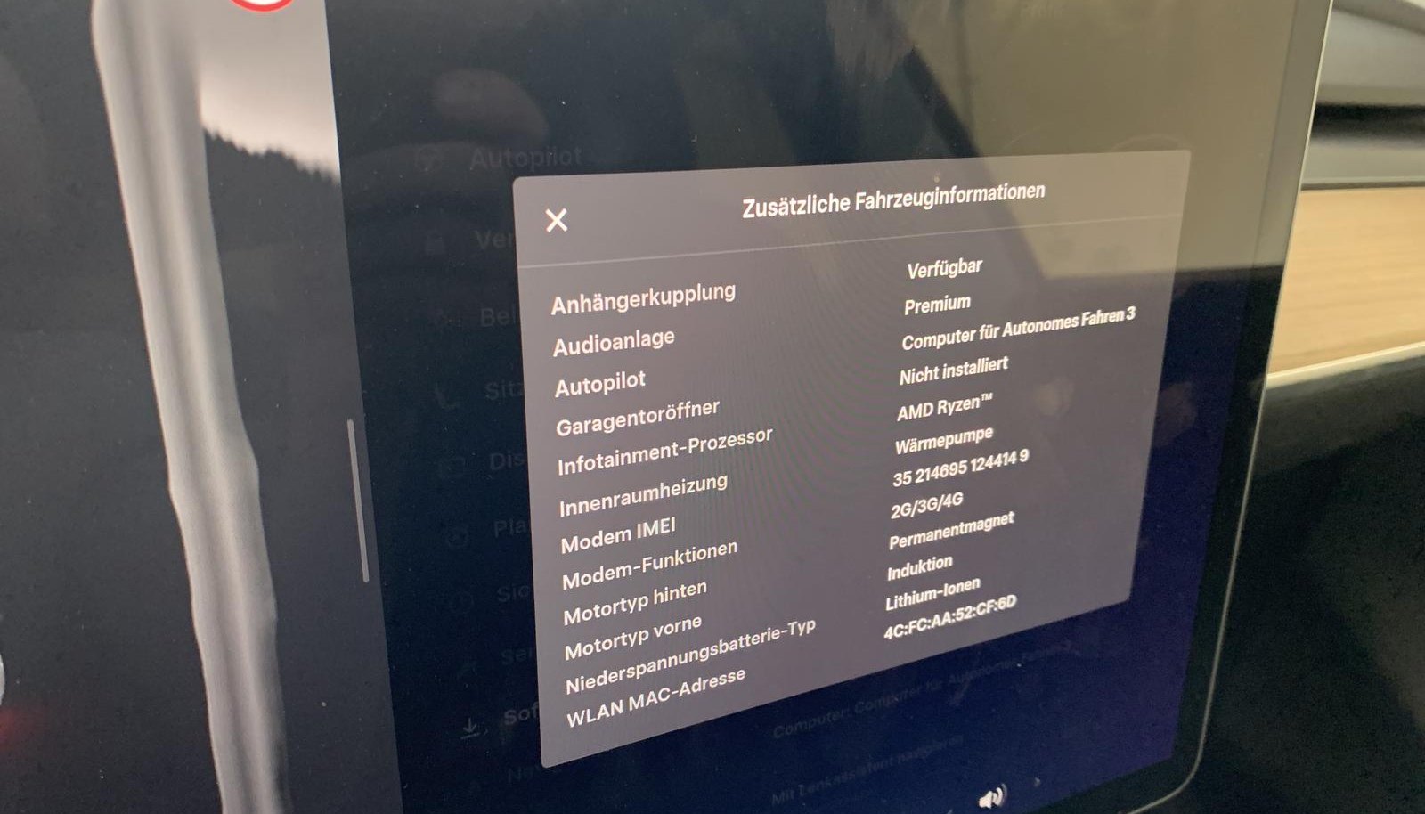 Tesla Model Y Long Range Dual AWD 12