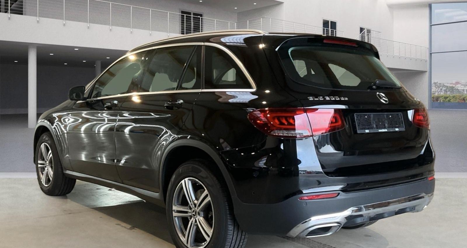 Mercedes-Benz GLC Exclusive Interieur 11