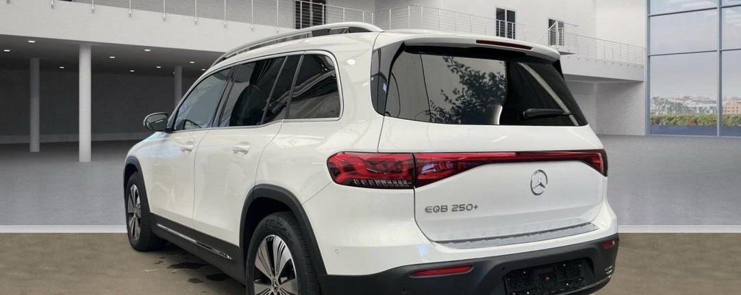 Mercedes-Benz EQB Progressive 3