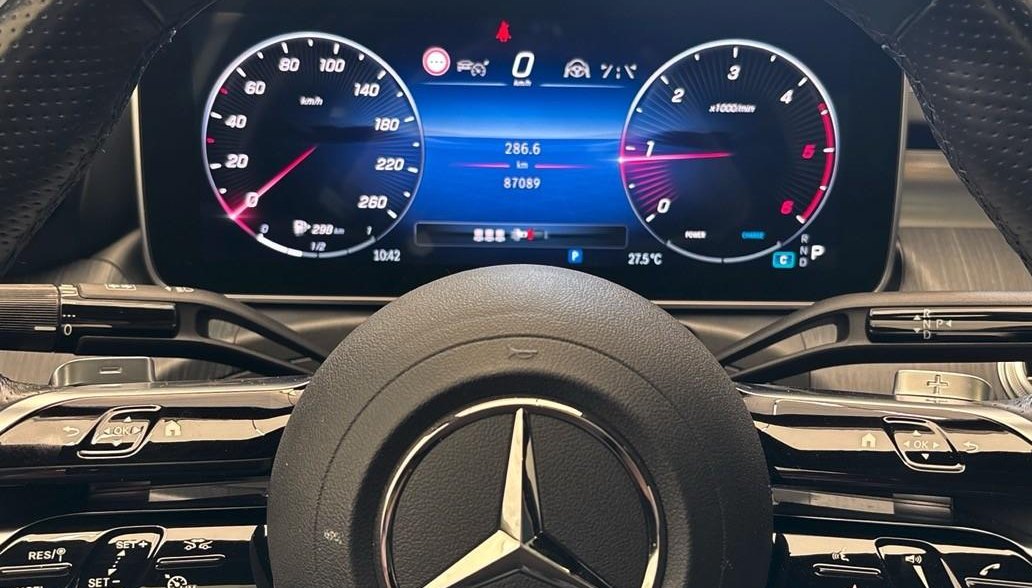 Mercedes-Benz C AMG Line 11