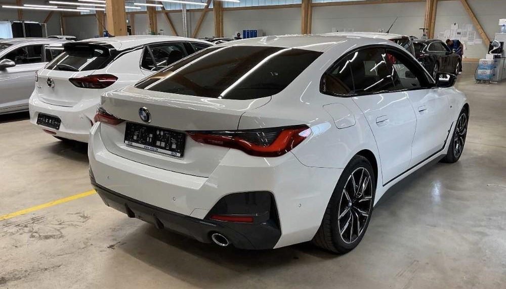 BMW 4 M Sport 11