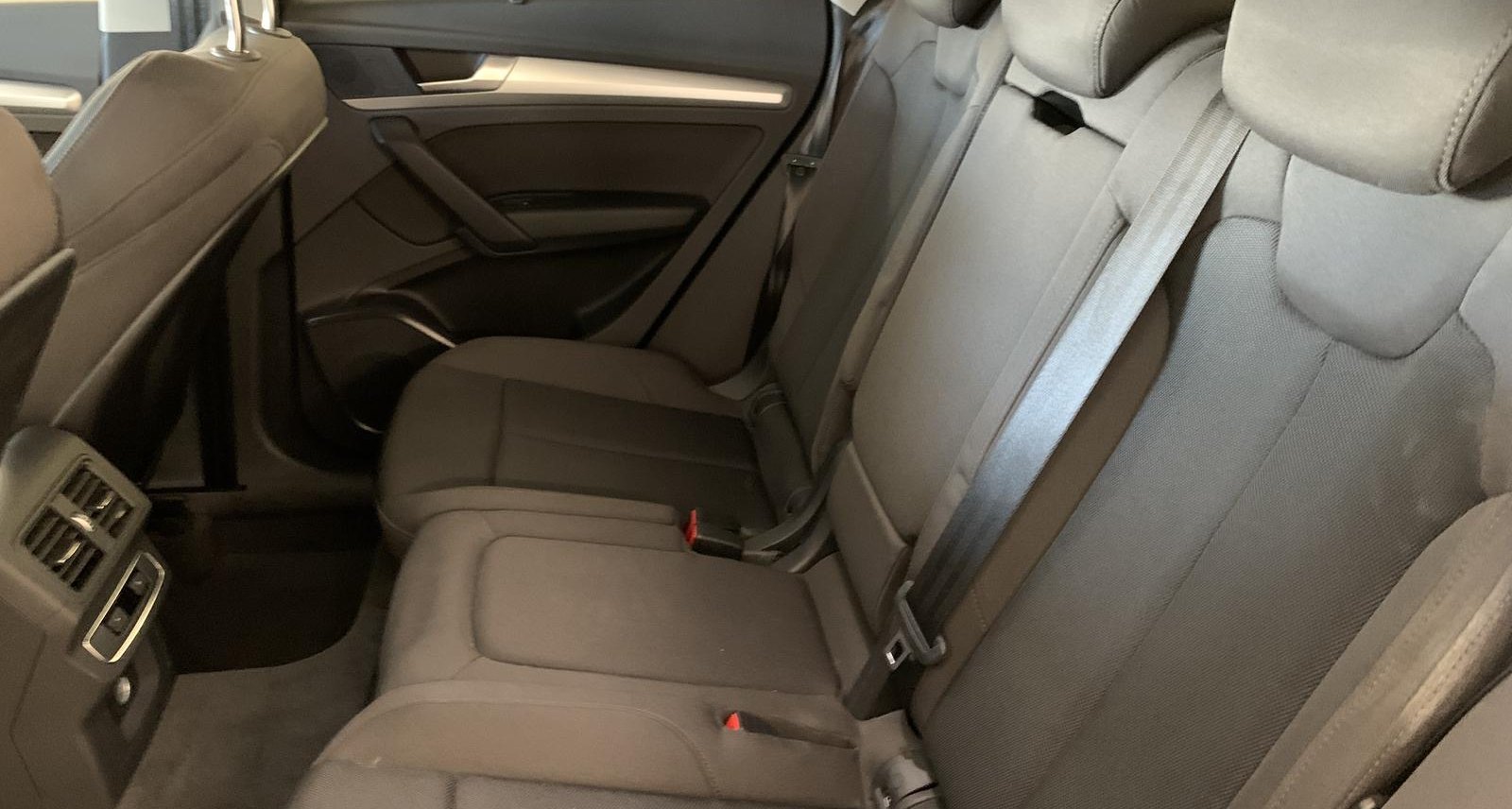 Audi Q5 50e quattro Sport MATRIX/VIRTUAL/KAM/AHK 9