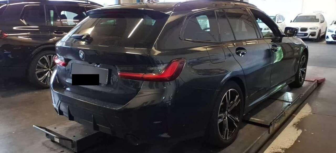 BMW 3 330 e xDrive M Sport 2