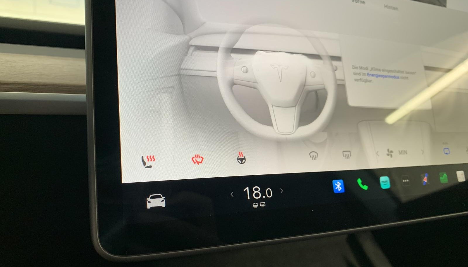 Tesla Model Y Long Range Dual AWD 8