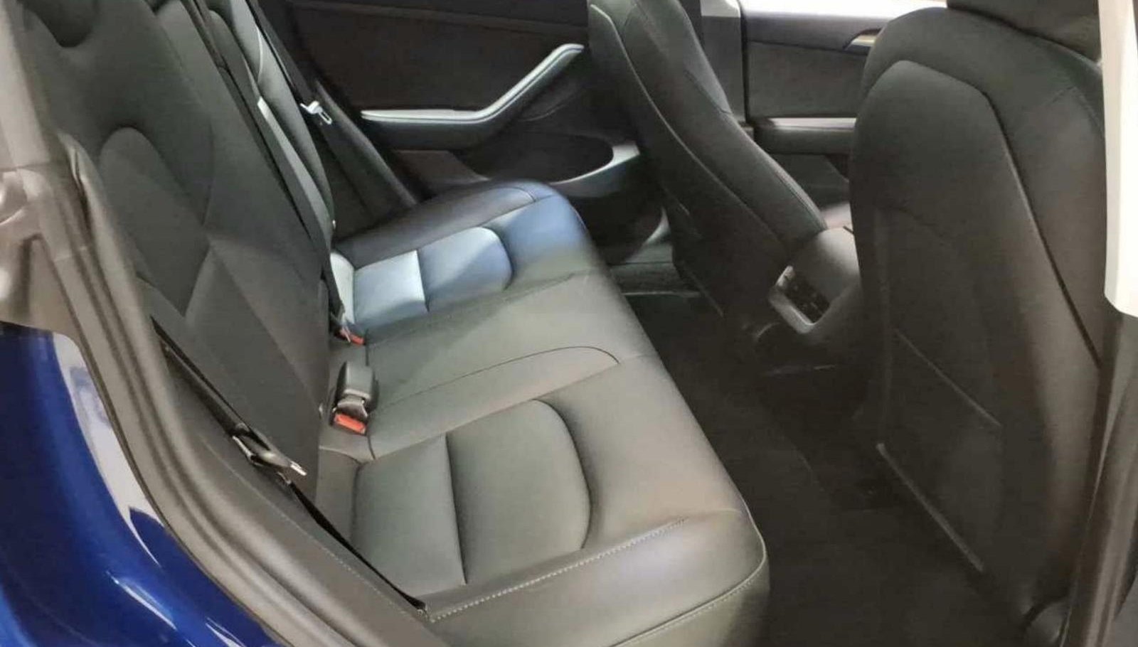Tesla Model 3 Long Range Dual AWD 9